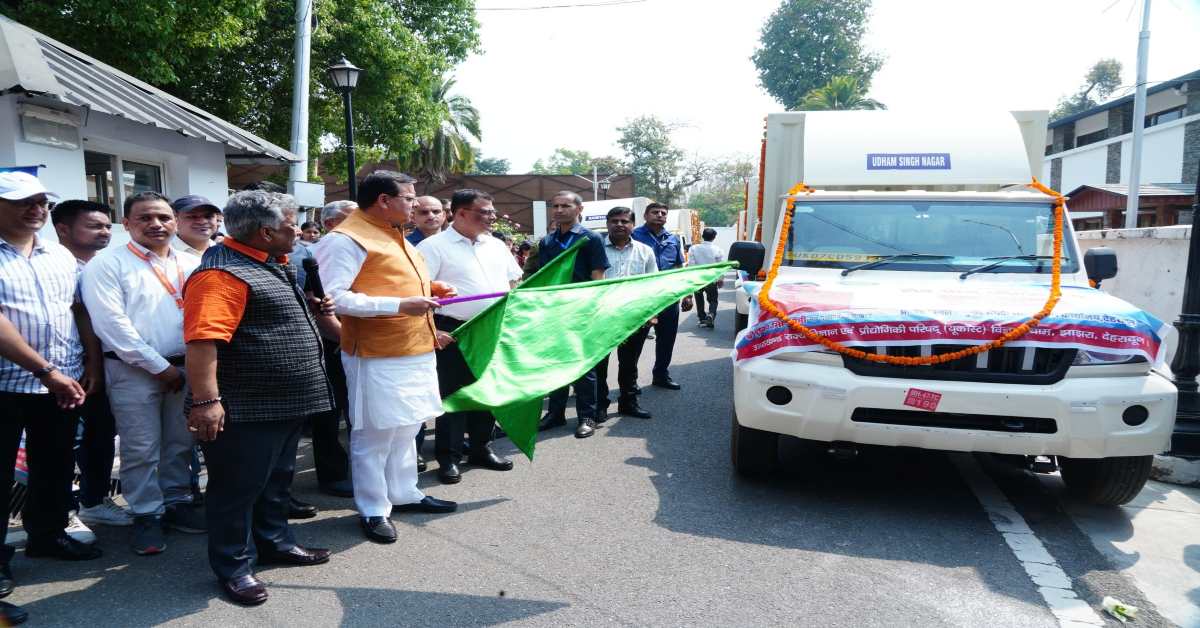 Lab on Wheels : सरकारी स्कूलों के बच्चों की मिली सौगात, सीएम ने 9 मोबाइस साइंस लैब को दिखाई हरी झंडी