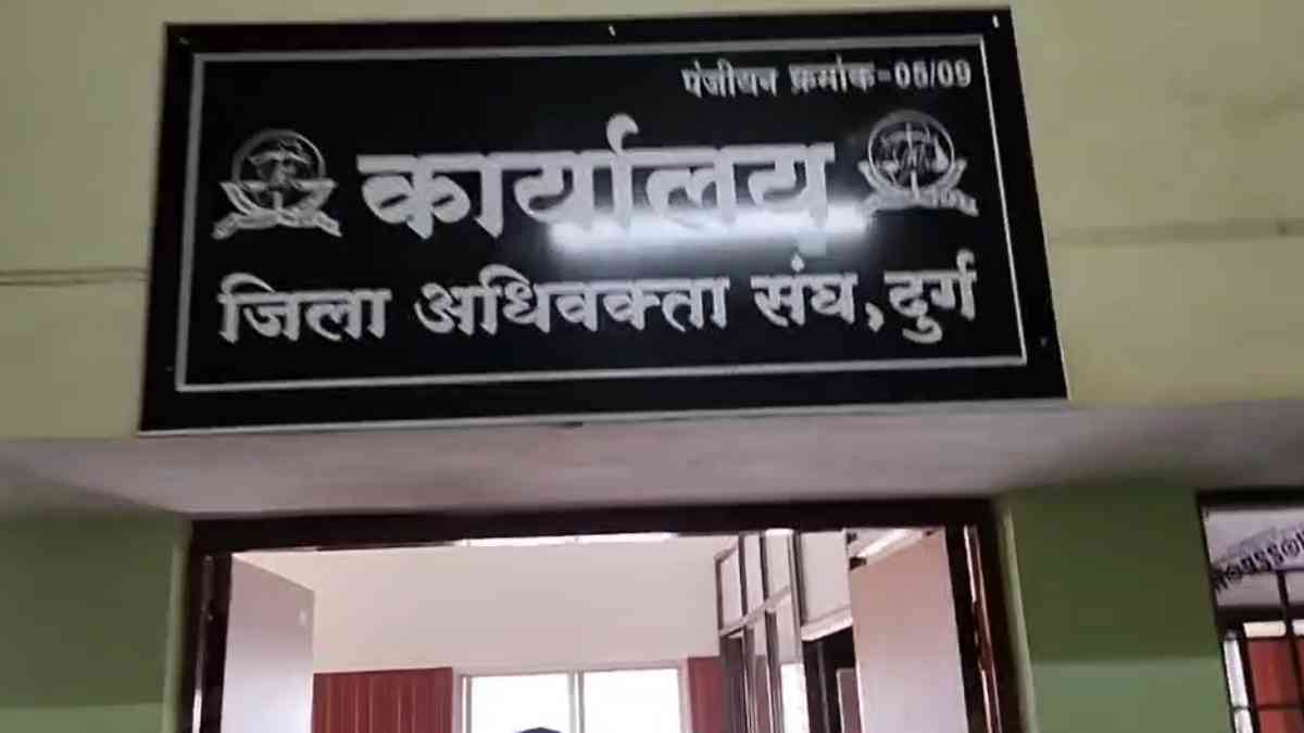 दुष्कर्म के बाद 6 साल की भतीजी को उतारा मौत के घाट, आरोपी चाचा का केस नहीं लड़ेंगे वकील, अधिवक्ता संघ ने लिया फैसला