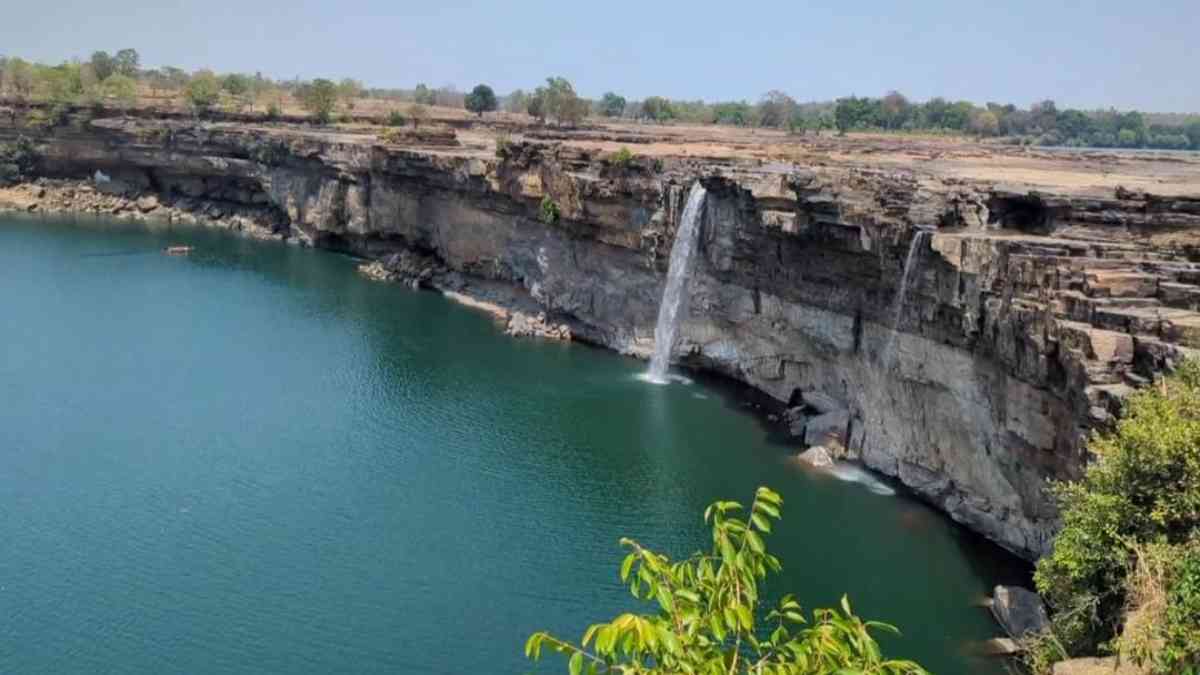 वेंटिलेटर पर भारत का ‘मिनी नियाग्रा’ : इंद्रावती की आखिरी सांस, बस्तर की टूटती आस, धूल फांक रही ओडिशा के साथ समझौता वाली फाइलें, कब जागेगी सरकार?