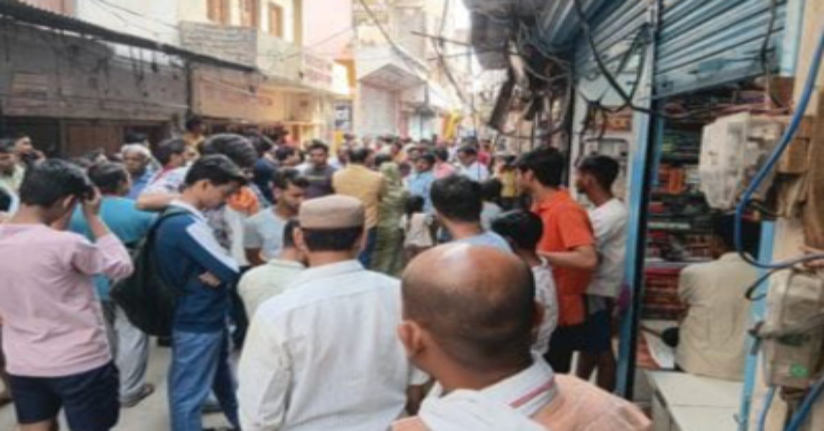 सुबह-सुबह ऐसे आई मौत : शॉर्ट सर्किट ने लगी आग, हादसे में मां सहित दो मासूम बच्चों की मौत, पिता की हालत गंभीर