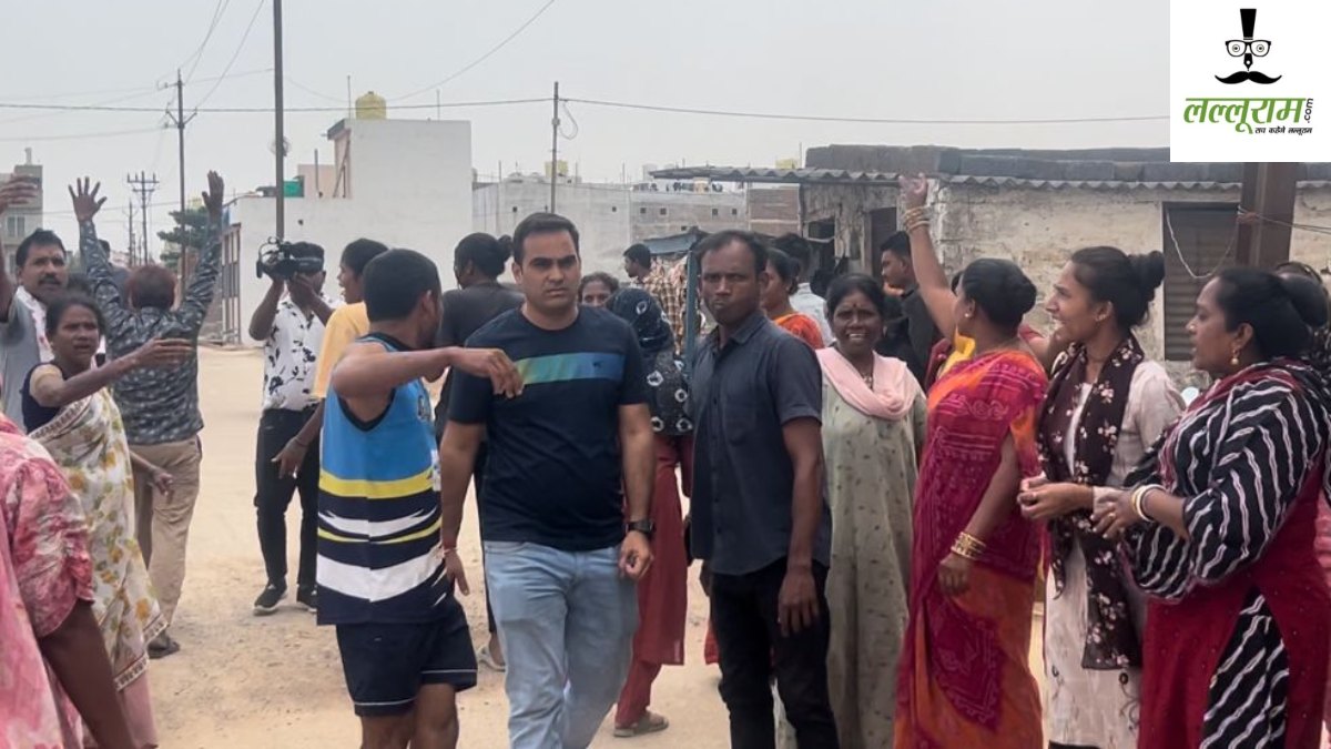 गड्ढे में गिरने से मासूम की मौत: आक्रोशित लोगों ने किया विरोध प्रदर्शन, डिप्टी CM साव बोले- दोषियों के खिलाफ होगी कार्रवाई…