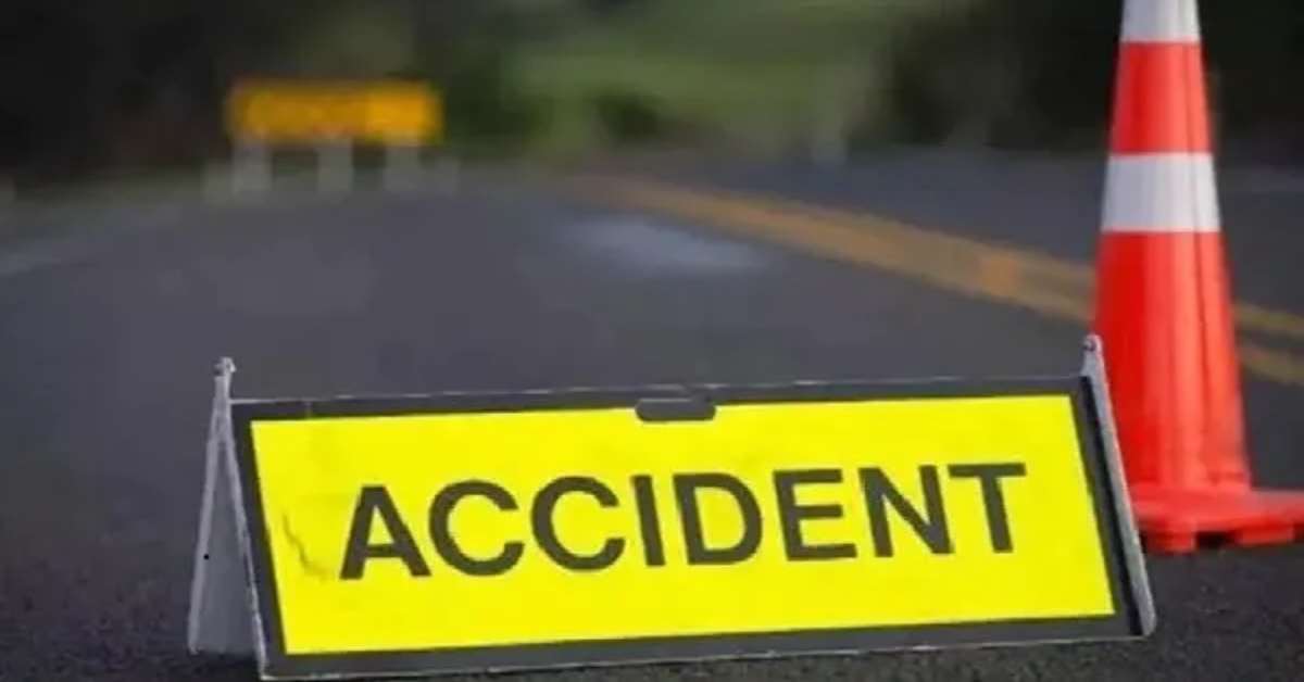 रफ्तार का बरपा कहरः तेज रफ्तार कार अनियंत्रित होकर खाई में पलटी, किन्नर की मौत, इस हाल में मिला ड्राइवर