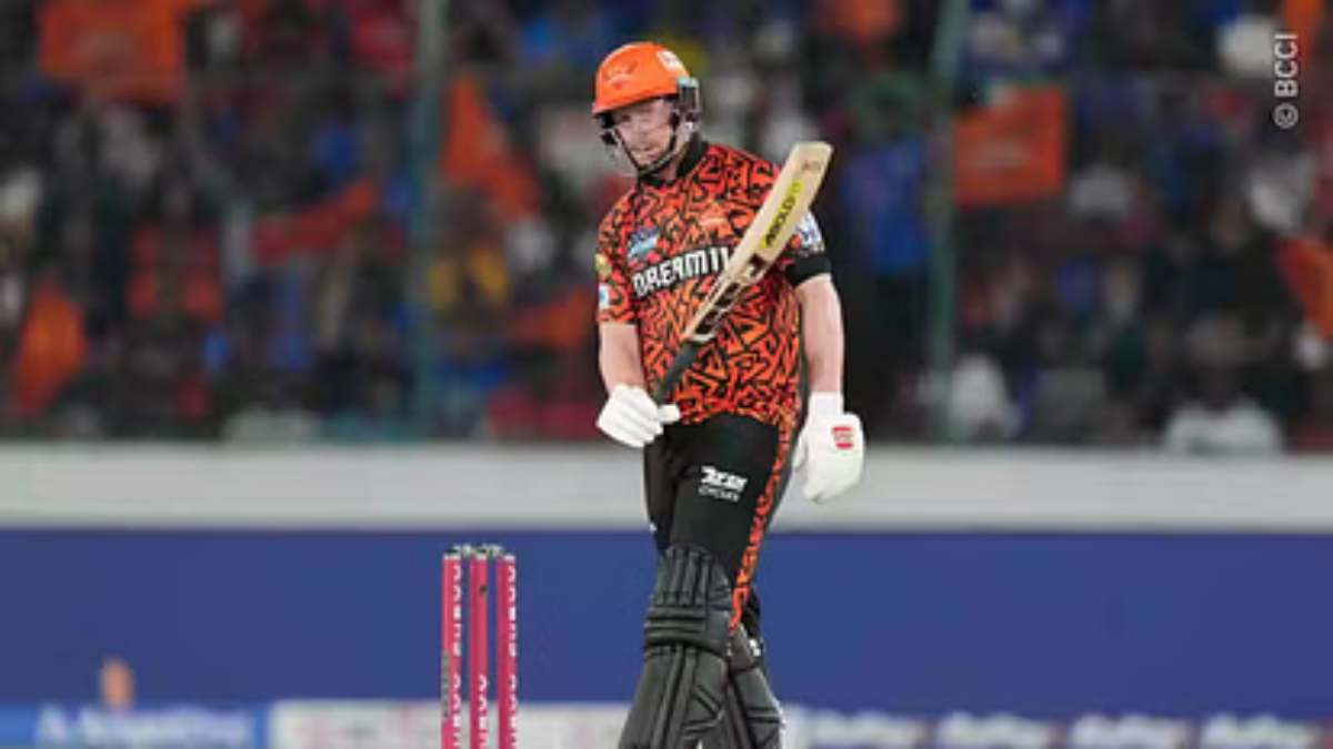 SRH vs MI IPL 2025 : हैदराबाद ने मुंबई को 144 रन का दिया टारगेट, क्लासन ने खेली शानदार पारी, बोल्ट ने झटके 4 विकेट