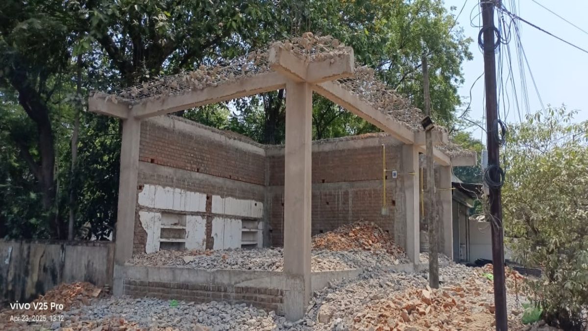 कार्रवाई के नाम पर खानापूर्ती : सरकारी कर्मचारियों ने मिलकर किया शासकीय जमीन का फर्जीवाड़ा, मिली भगत करने वाले पटवारियों को ही मिला जांच का जिम्मा…