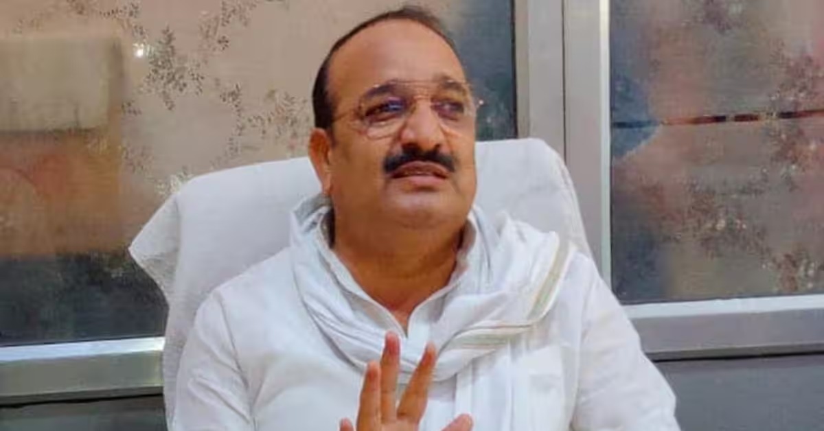 ‘मारो साले देश के दुश्मनों को…’ ये क्या बोल गए योगी के मंत्री, सोशल मीडिया पर लिखा- हम सब घर में लड़ लेंगे