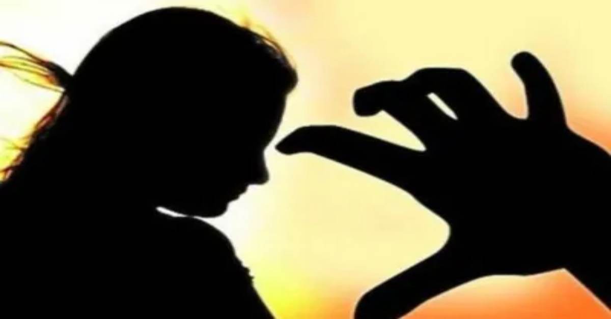 योगी जी… आपके राज में UP का ये कैसा हाल! महिला PCS अफसर को पिस्टल दिखाकर दबंगों ने पीटा, प्राइवेट पार्ट को छूते हुए दी ये चेतावनी…