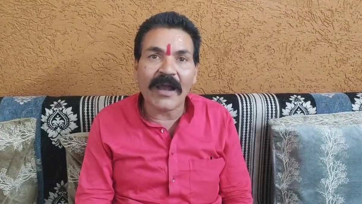 ‘अपनी दुकानों से मुस्लिम कर्मचारियों को बाहर करिए’, संस्कृति बचाओ मंच के अध्यक्ष का बड़ा बयान, जानें और क्या कुछ कहा?