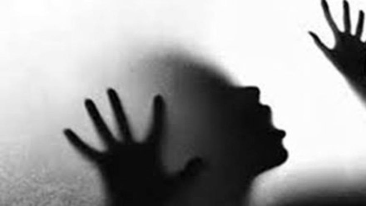 हवस और हैवानियत की खौफनाक दास्तां: नाबालिग को होटल ले जाकर दरिंदों ने मिटाई जिस्म की भूख, फिर…
