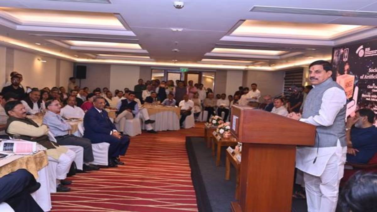 ‘AI के समाज पर होंगे दूरगामी व्यापक प्रभाव’, CM डॉ. मोहन ने कहा- आर्टिफिशियल इंटेलिजेंस के सकारात्मक और नकारात्मक प्रभाव…