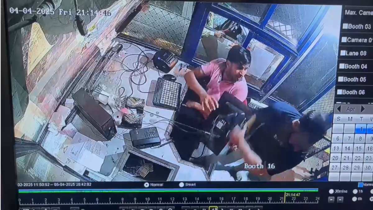 मंत्री समर्थकों से टोल मांगने की हिमाकतः टोलकर्मी की समर्थकों ने की जमकर पिटाई, Video, इस दौरान 100 से ज्यादा गाड़ियां बिना टोल दिए निकल गईं