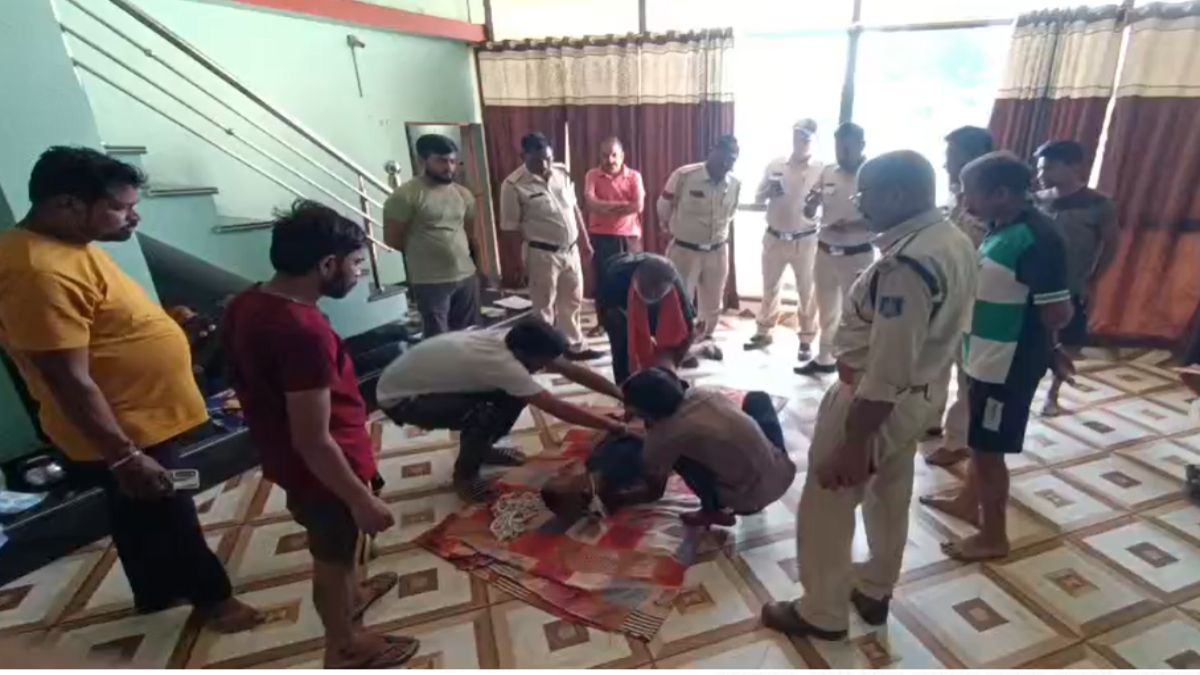 पति की मौत के बाद पत्नी ने भी मौत को गले लगाने का किया प्रयासः गंभीर अवस्था में लड़ रही जिंदगी और मौत की लड़ाई