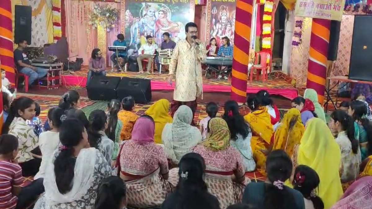 संस्कृति बचाओ मंच की अनूठी पहल: लव जिहाद के लेकर लगाई पाठशाला, लोगों को किया जागरूक