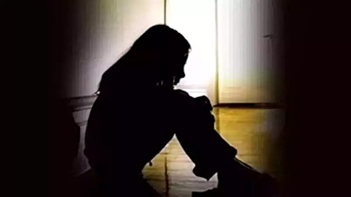 पादरी पर लगा आरोप, बलात्कार करने के बाद गर्भपात कराने पर युवती की हुई मौत…