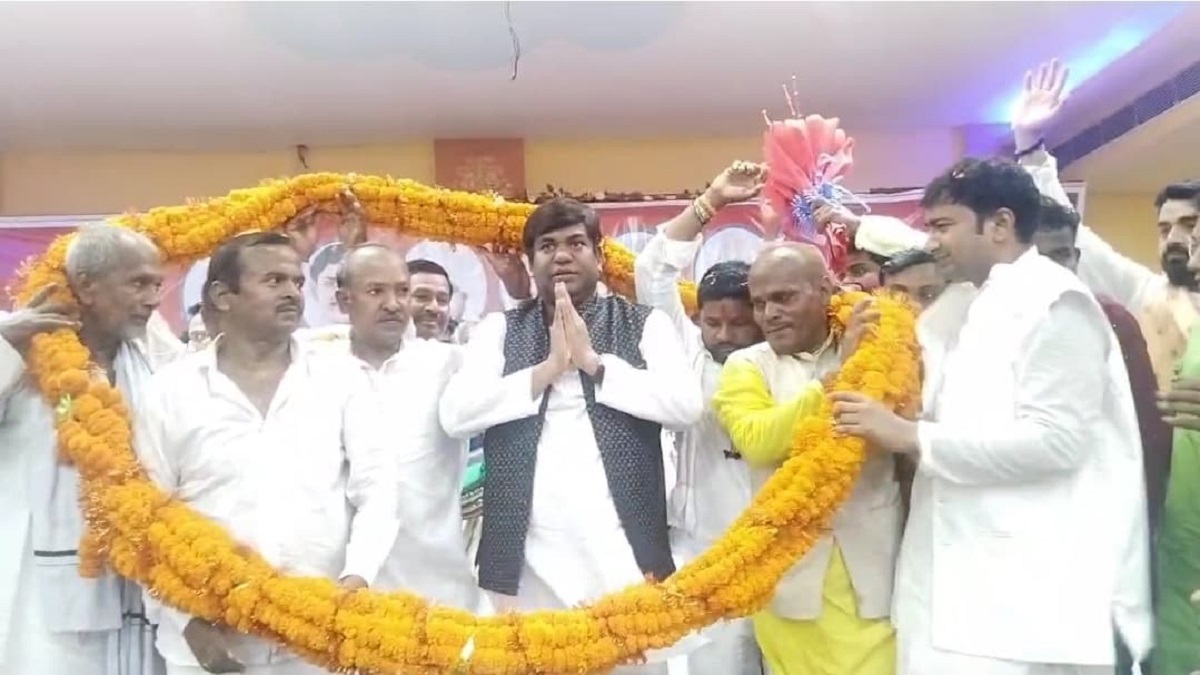 Bihar Politics: बिहार की राजनीति में अभी से होने लगा बड़ा उलटफेर? नीतीश के गढ़ में वीआईपी का शक्ति प्रदर्शन…