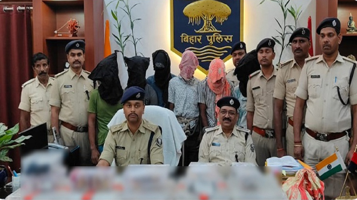 Katihar Theft Gang : चोरों की हरकतों को देखकर आप भी हो जाएंगे हैरान, 1.5 करोड़ के जेवर बरामद…