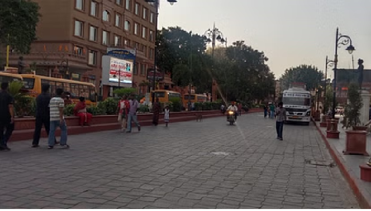 पहलगाम आतंकी हमले का असर, अमृतसर की कई होटल बुकिंग हुई रद्द