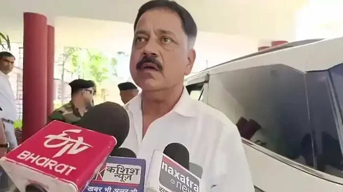 गजब हाल है! झारखंड के मंत्री ने पहलगाम हमले के लिए हिमाचल के सीएम से मांगा इस्तीफा, सफाई देते हुए फिर की बड़ी गलती…