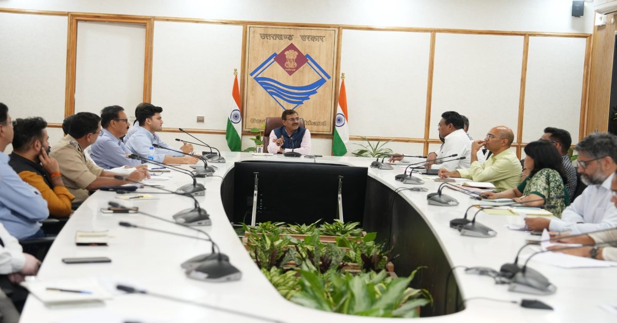 ‘विभागों की आवेदन प्रक्रिया ऑनलाइन करें’, सीएस आनंद बर्द्धन ने अधिकारियों को दिए कड़े निर्देश, कहा- विभागों की आवेदन प्रक्रिया ऑनलाइन किया जाए