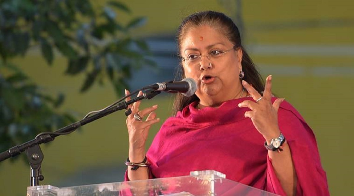 Rajasthan News: वसुंधरा राजे ने अधिकारियों को चेतावनी देते हुए लगाई क्लास, कहा- अफसर सो रहे… लोग रो रहे