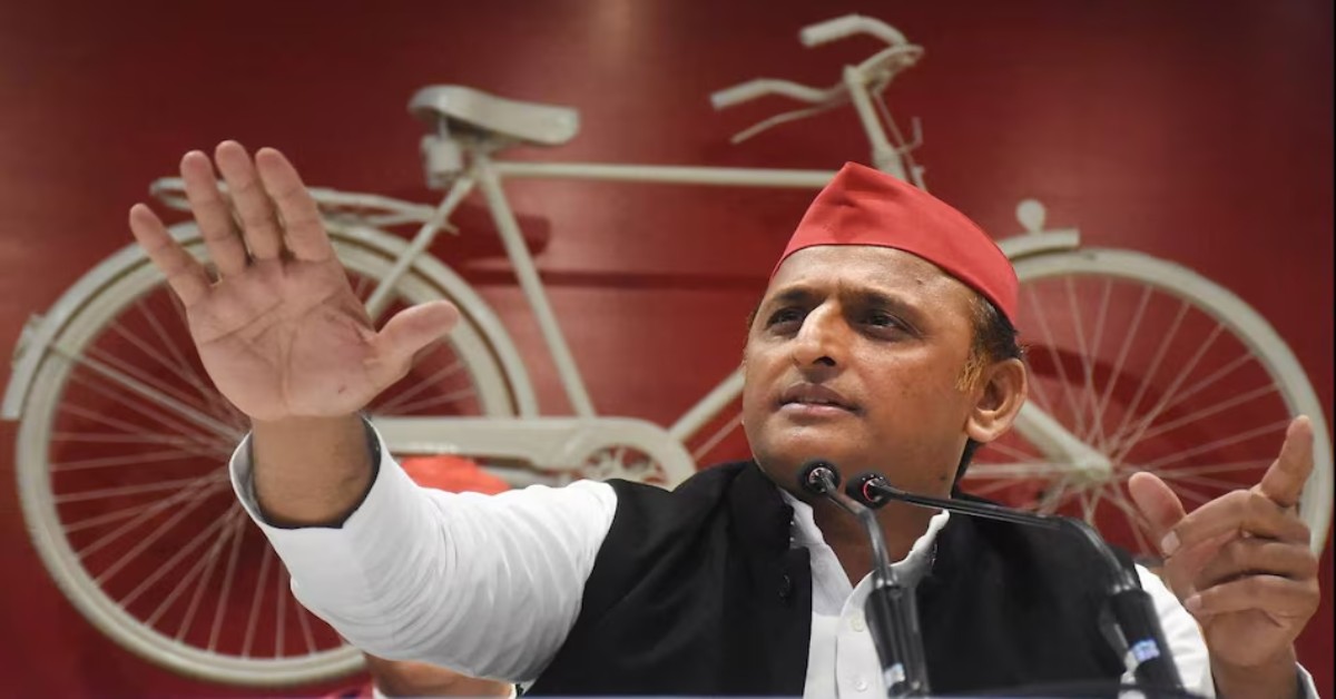 ‘अखिलेश संविधान की रक्षा की बात करते हैं और…’, सपा मुखिया पर भड़के लालजी प्रसाद निर्मल, कहा- इन्होंने हमेशा दलितों का अपमान किया