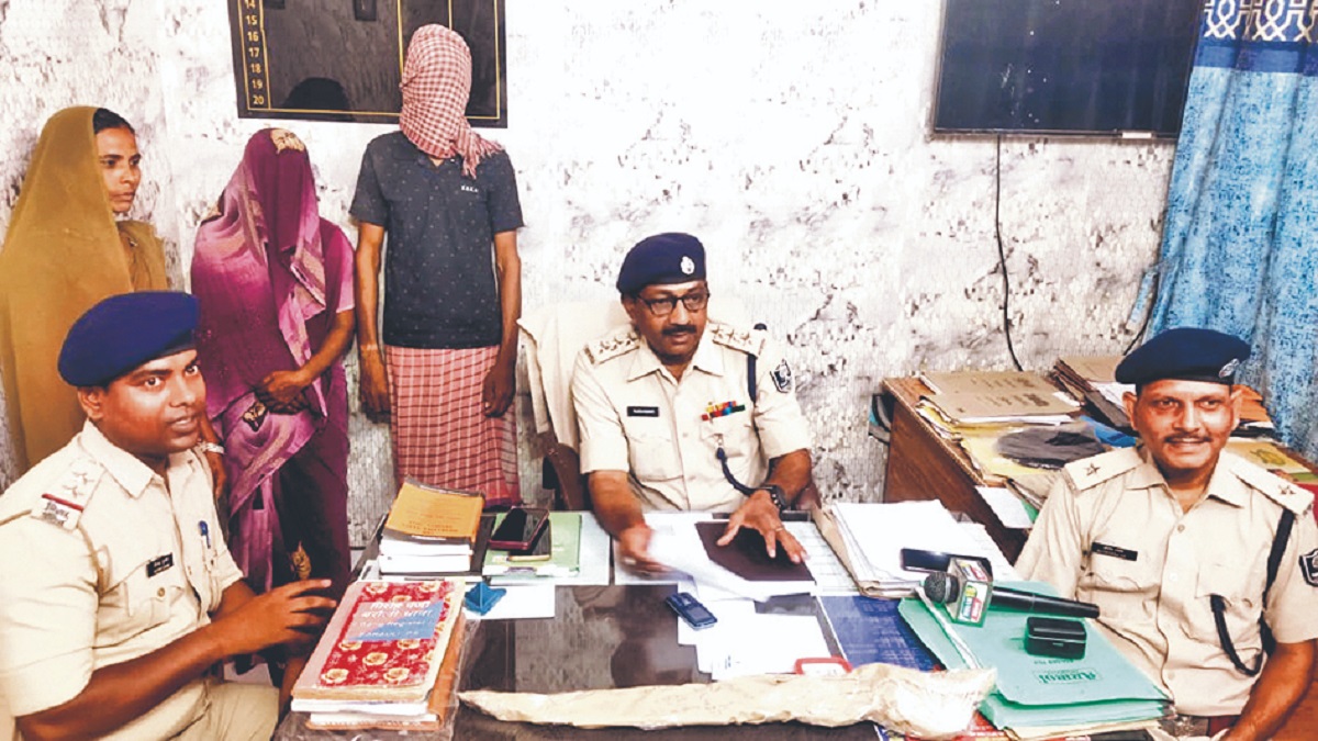 Bihar Crime: कातिल बीवी का खूनी खेल, देवर के प्यार में पागल भाभी ने अपने ही पति को तलवार से काट डाला
