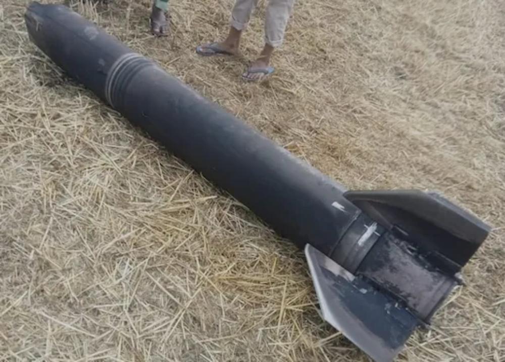 BIG BREAKING: चंडीगढ़ में हवाई हमले की चेतावनी, बजे सायरन, घरों में रहने की हिदायत, दिल्ली में भी बढ़ी सुरक्षा