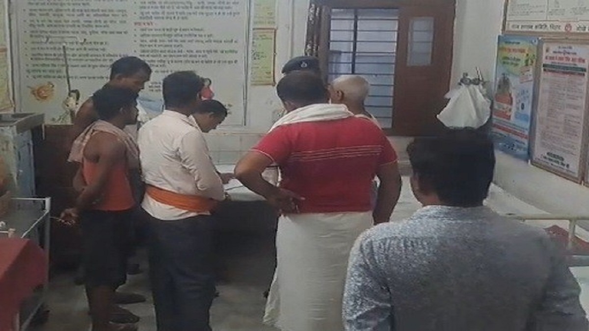 पालीगंज में बड़ा हादसा: घर में खेल रहे भाई-बहन के ऊपर गिरी दीवार, मासूम की मौत, गंभीर रूप से घायल भाई पटना रेफर