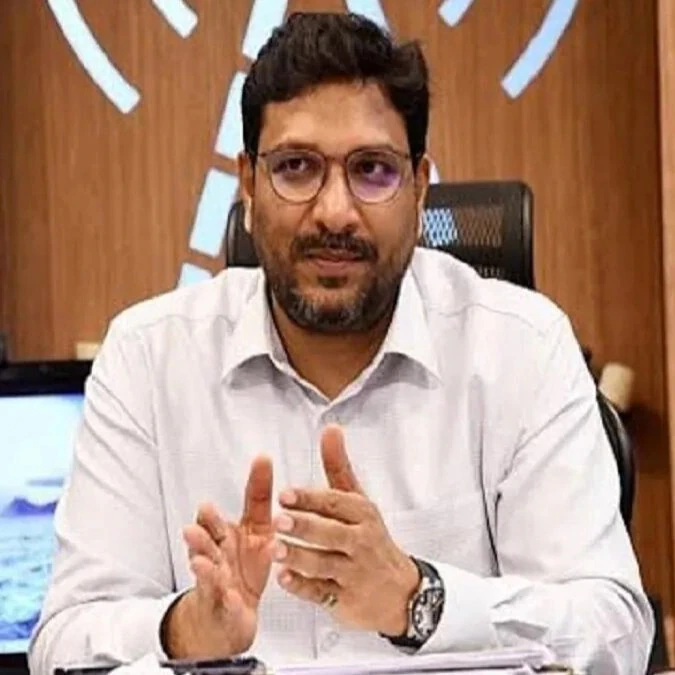 Bihar News: IAS अधिकारी संजीव हंस की मुश्किलें बढ़ीं, पढ़े पूरी खबर…