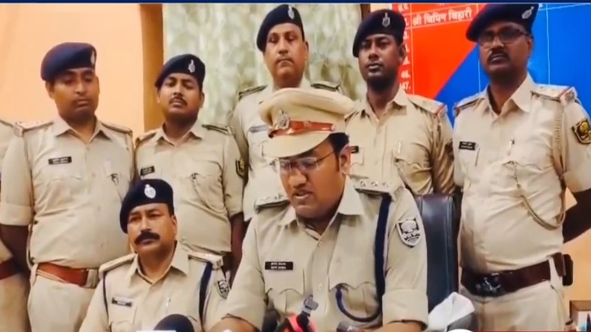 Banka Brown Sugar : बांका में पुलिस ने 10 लाख रुपये की ब्राउन शुगर के साथ दो तस्करों को किया गिरफ्तार