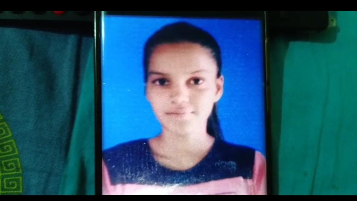 Rohtas Suicide Case: छात्रा सालवी कुमारी सुसाइड मामले में खुलासा, जानें छात्रा ने क्यों लगाया मौत को गले
