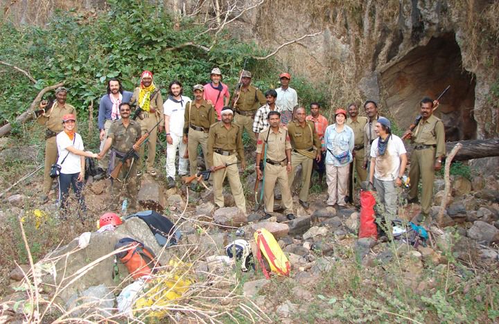 Mandeep Khol Cave in Chhattisgarh : भारत की सबसे लंबी मंडीप खोल गुफा है रहस्यमयी, 16 नदियों और दुर्गम रास्ते को पार कर पहुंचते यहां… 5 मई से खुल रही