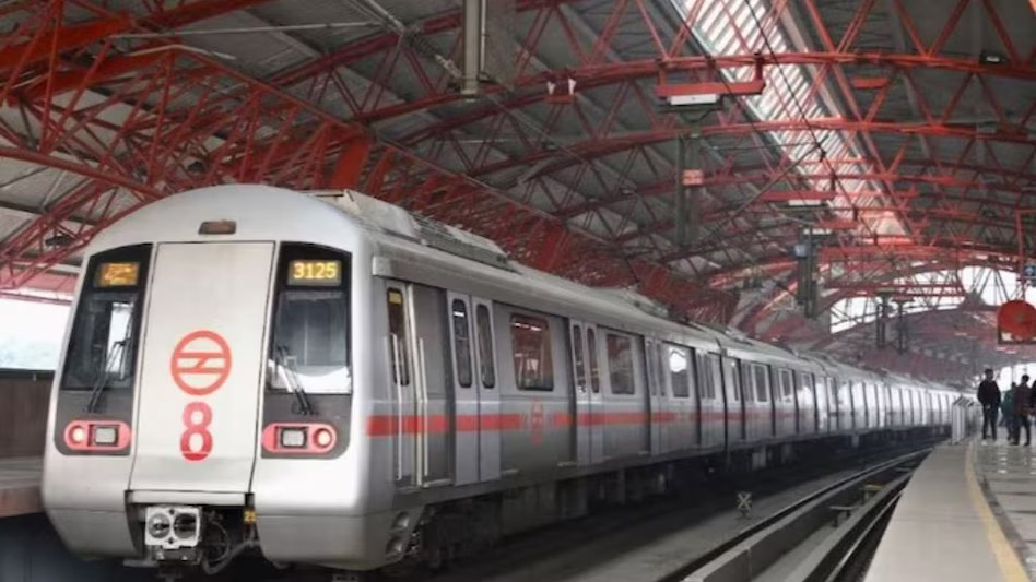 Delhi Metro: दिल्ली मेट्रो का टिकट खरीदना हुआ और आसान, DMRC के अलावा इन 10 एप्स पर मिलेगी सुविधा