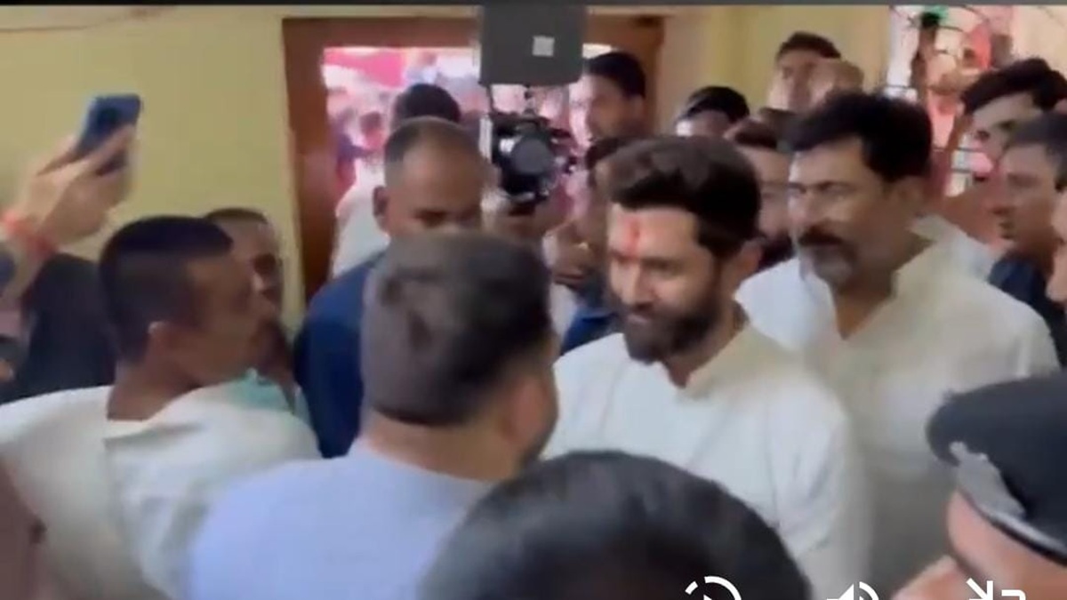 Tejashwi Yadav and Chirag Paswan: तेजस्वी यादव और चिराग पासवान की मुलाकात से गरमाई बिहार की सियासत, जानें पूरा मामला