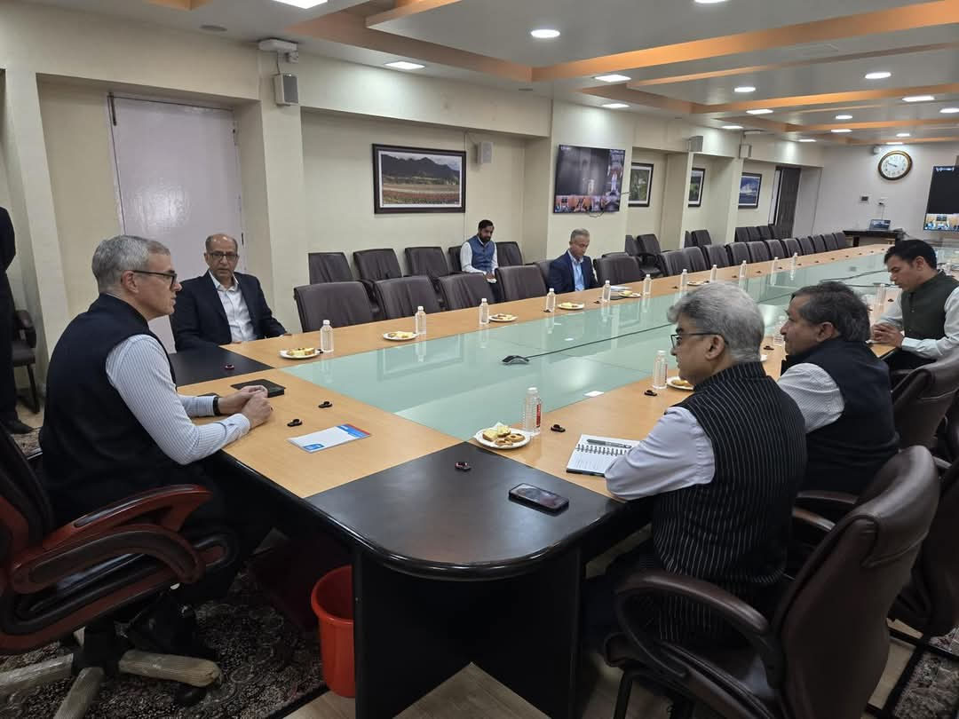 Operation Sindoor के बाद एक्शन में CM उमर अब्दुल्ला, जम्मू-कश्मीर में बुलाई आपातकालीन बैठक, अधिकारियों को दिया निर्देश