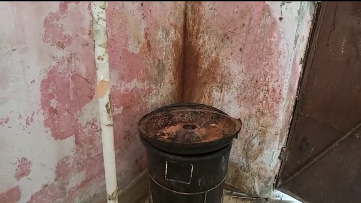 Ramnagar CHC  : अस्पताल में पसरी गंदगी पर भड़कीं, व्यवस्थाओं की खुली पोल