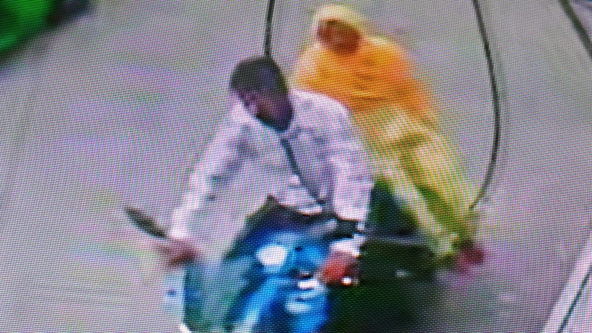 Katihar Crime News : बा​इक सवार ने रिश्तेदार बनकर महिला से की लूट, जांच में जुटी पुलिस