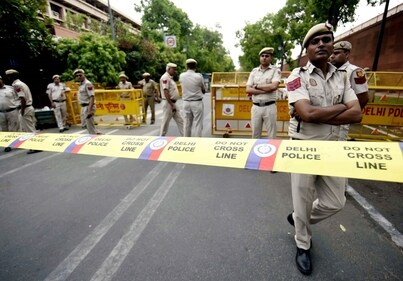 Delhi:शराब की बोतल टूटने पर शख्स का मर्डर, नाले में मिली लाश, CCTV से खुला राज