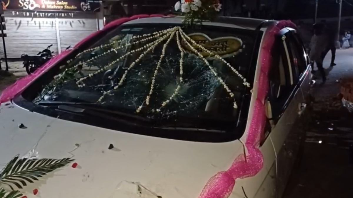 शराब के नशे में दूल्हे की कार से स्टंट कर रहा था जीजा, DJ से टकराई वाहन, गोद में बैठे मासूम की हुई मौत…