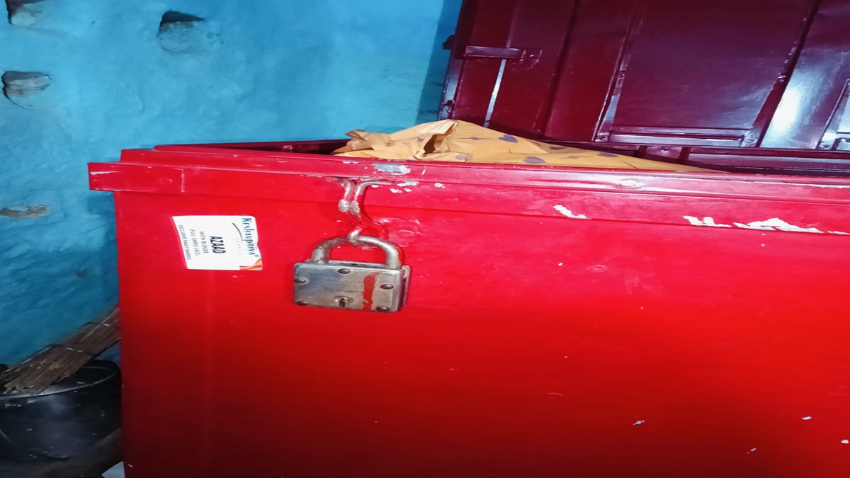 Bihar Crime News: नगदी समेत 4 लाख के गहने ले उड़े चोर, घर में सोए रहे लोग, युवक से पूछताछ जारी…