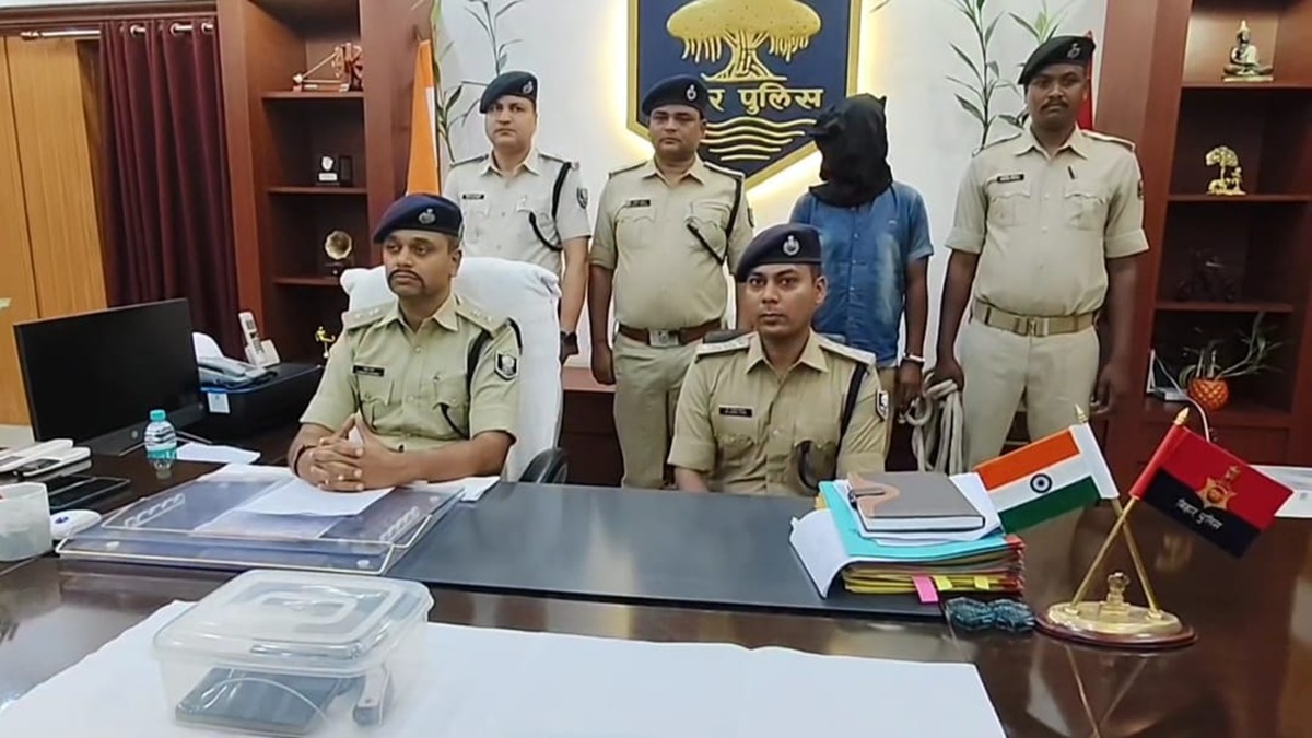 Criminal Sanju Arrested : कटिहार में बीस हज़ार का इनामी कुख्यात अपराधी संजू गिरफ्तार, कई संगीन मामलों में था फरार