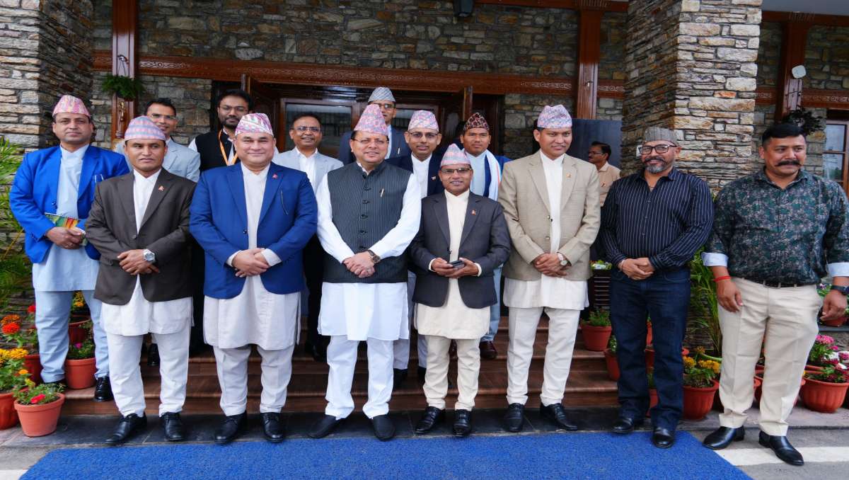 CM धामी से मिले नेपाल प्रांत के सीएम कमल बहादुर शाह, मुख्यमंत्री ने उत्तराखण्ड सरकार की ओर से हर संभव सहयोग का दिया आश्वासन