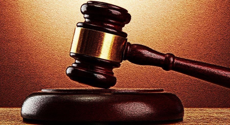 Court-Hammer-2