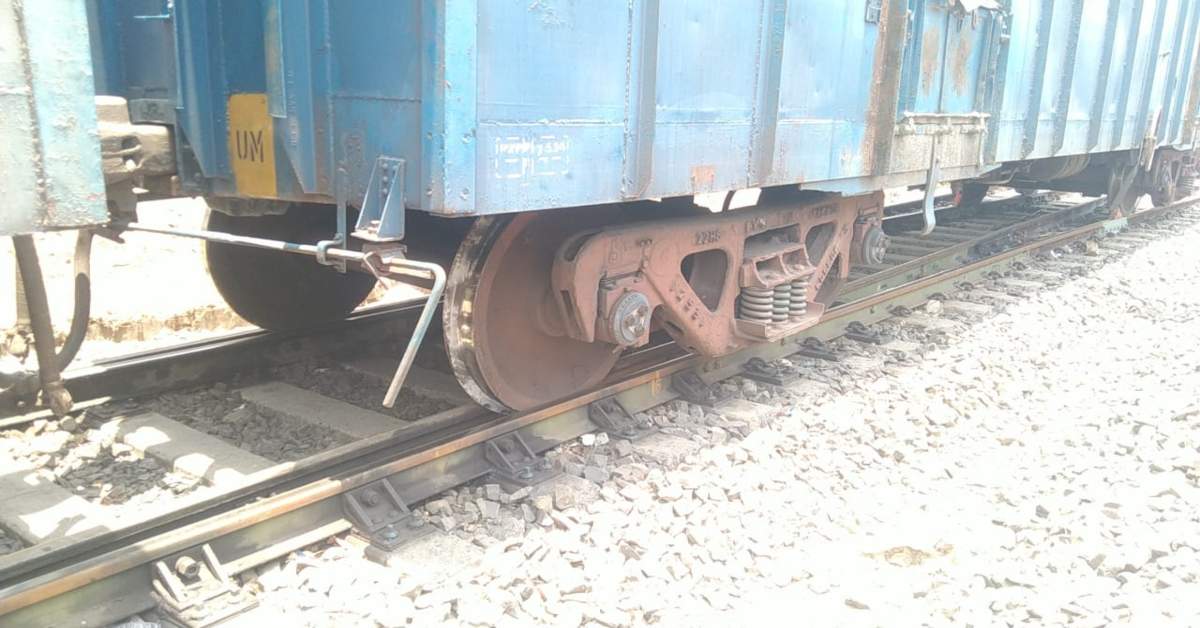Harda में बड़ा हादसा टला: पटरी से उतरी मालगाड़ी, मुंबई से दिल्ली जाने वाले ट्रेनें हुई प्रभावित