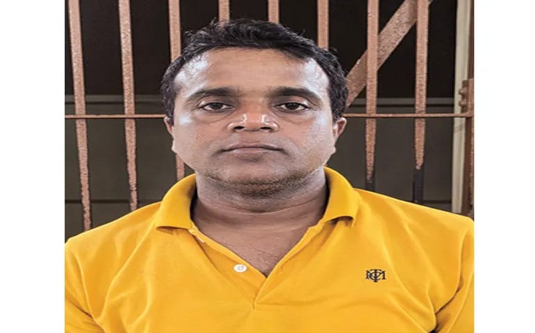 बलात्कार पीड़िता की बीमा राशि हड़पने की साजिश, DEO, PET गिरफ्तार