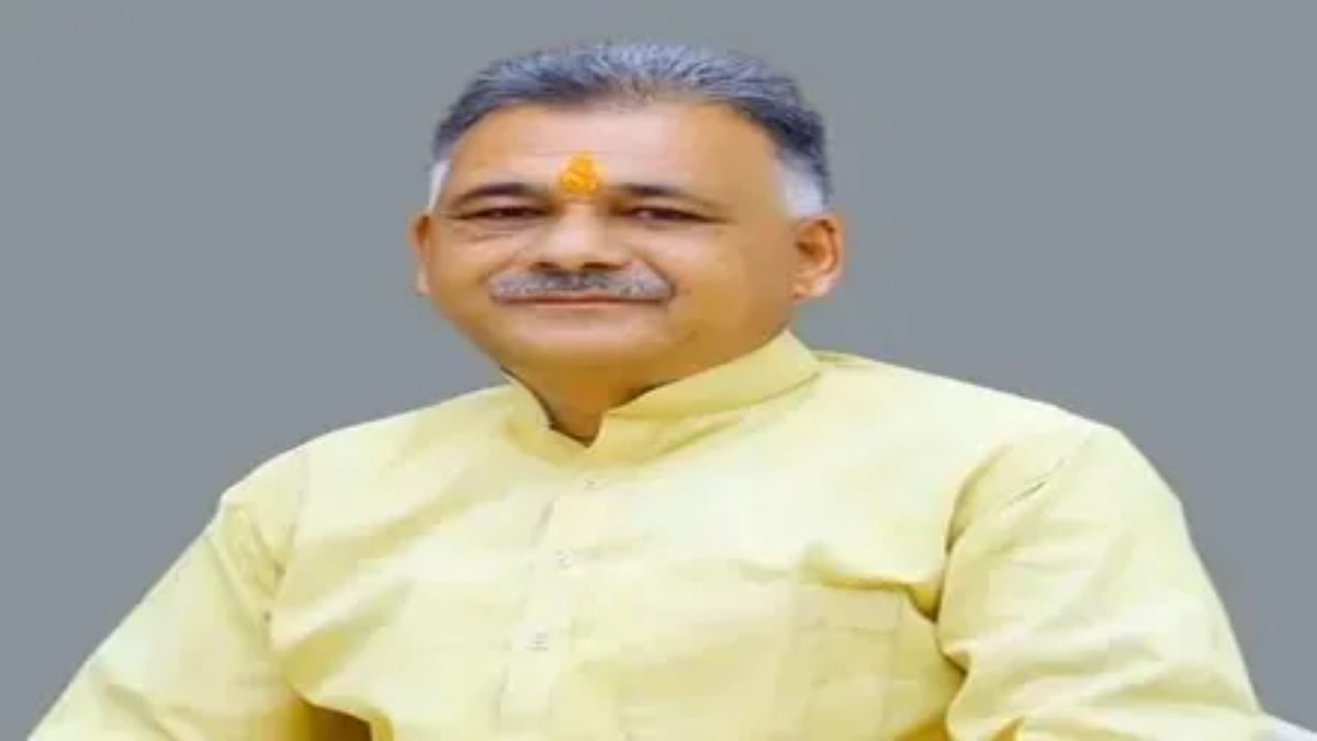 ‘नेहरू जी के कारण हारे 62 का युद्ध’, उच्च शिक्षा मंत्री इंदर सिंह बोले- सेना और देश नहीं नेतृत्व करने वाले हुए थे पराजित, कांग्रेस ने किया पलटवार    