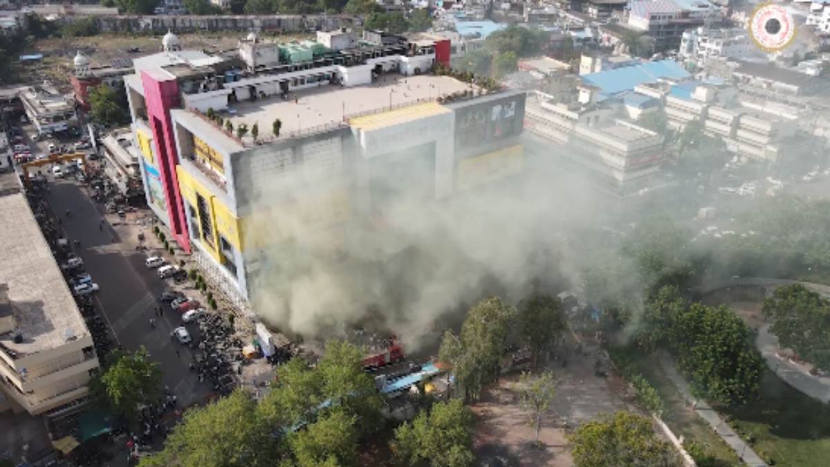 जबलपुर में मॉकड्रिल और ब्लैकआउट: सबसे बड़े मॉल में क्रिएट किया गया विस्फोट का सीन, सायरन गूंजते ही अंधेरे में डूबा शहर