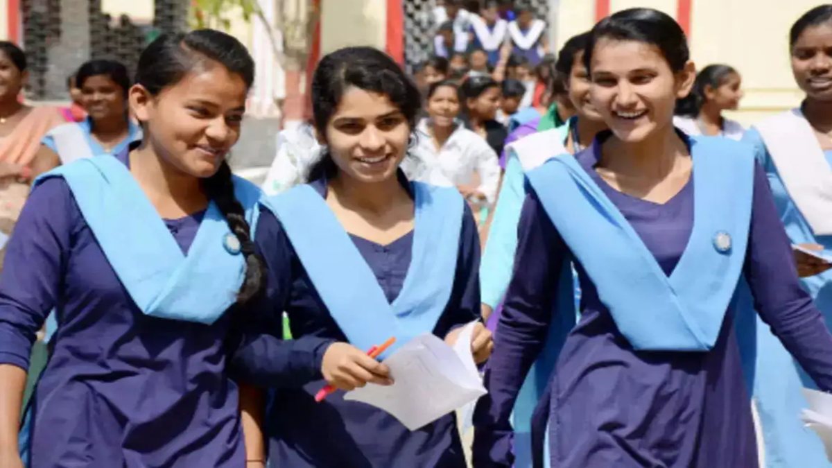 MP बोर्ड के छात्रों को बड़ा तोहफा, सरकार से मिलेंगे 25000 रुपए, शिक्षा विभाग ने जारी किए आदेश