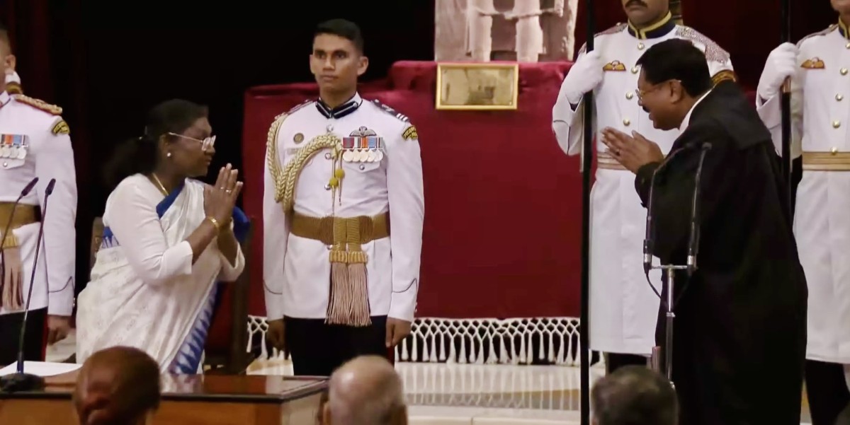 New CJI BR Gavai: देश के 52वें चीफ जस्टिस बने बीआर गवई, अनुसूचित जाति से बनने वाले देश के दूसरे मुख्य न्यायाधीश, जानें कितने समय का होगा कार्यकाल?