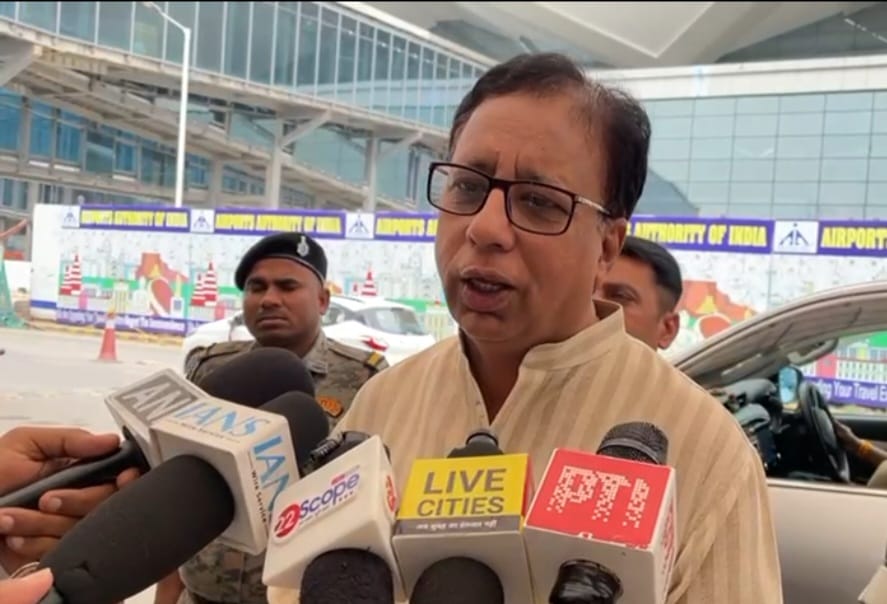 Bihar News: बीजेपी सांसद संजय जायसवाल ने विपक्ष पर बोला हमला, कहा- ‘कौन क्या कहता है, उससे कोई फर्क नहीं पड़ता है’