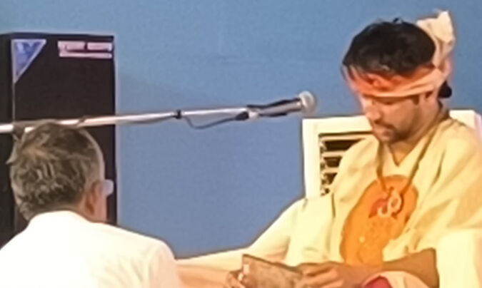 Bihar News: फिर से बिहार पहुंचे बागेश्वर धाम वाले पंडित धीरेंद्र शास्त्री, श्रद्धालुओं का उमड़ पड़ा जनसैलाब